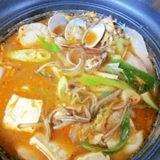韓流と塩麹のコラボ☆　「豚バラ海鮮天醤鍋」